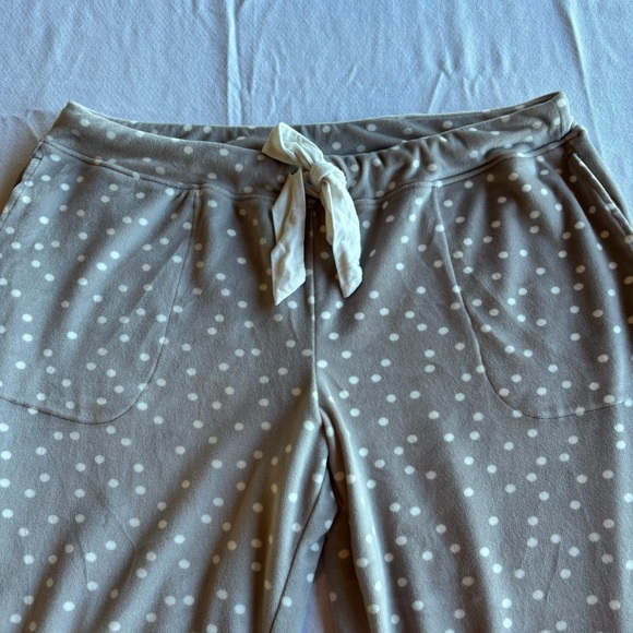 Soma Soft Gray Polka Dot Pajama Set - Picture 4 of 9